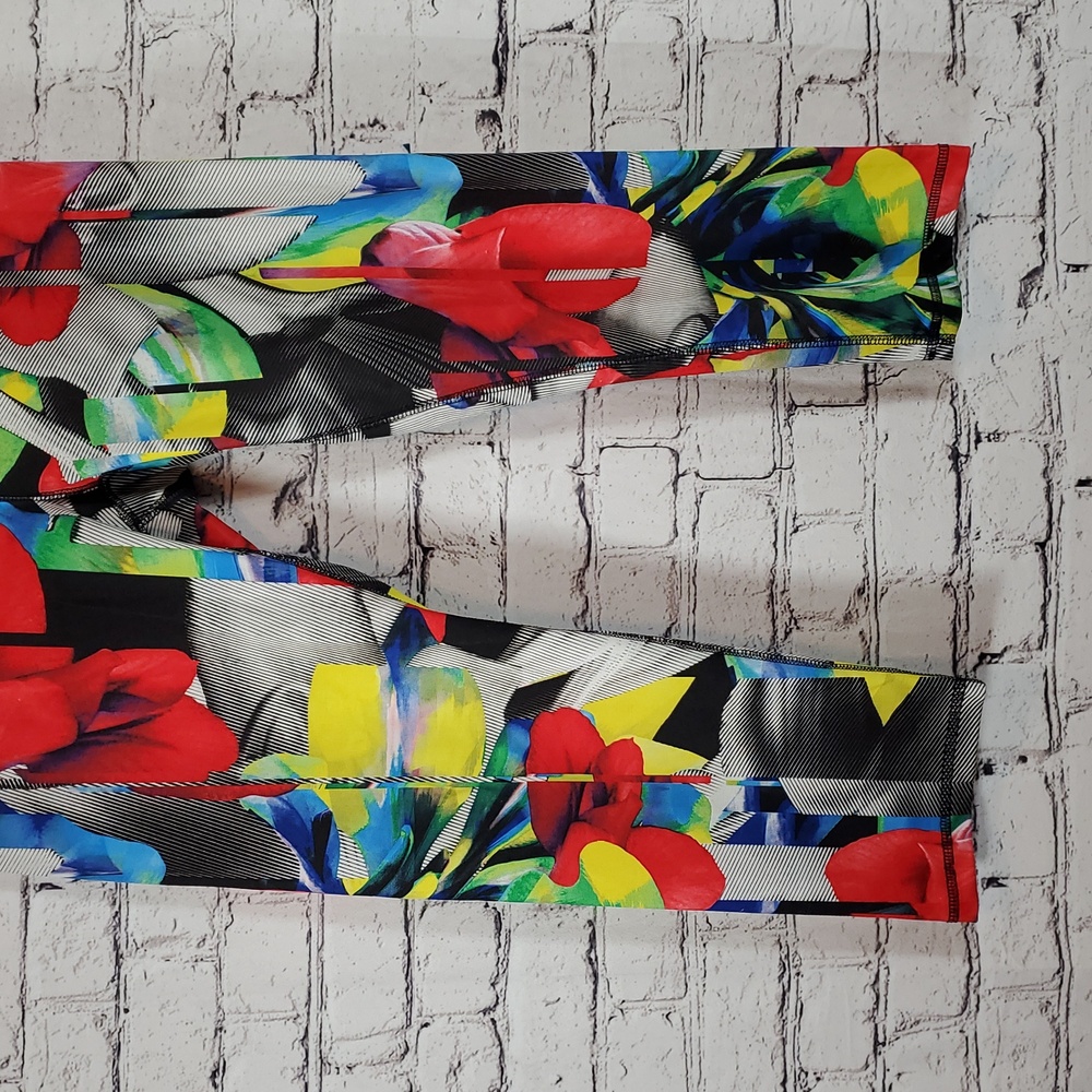 RBX Active Leggings with Bold Floral Design Size M EUC - Picture 4 of 8